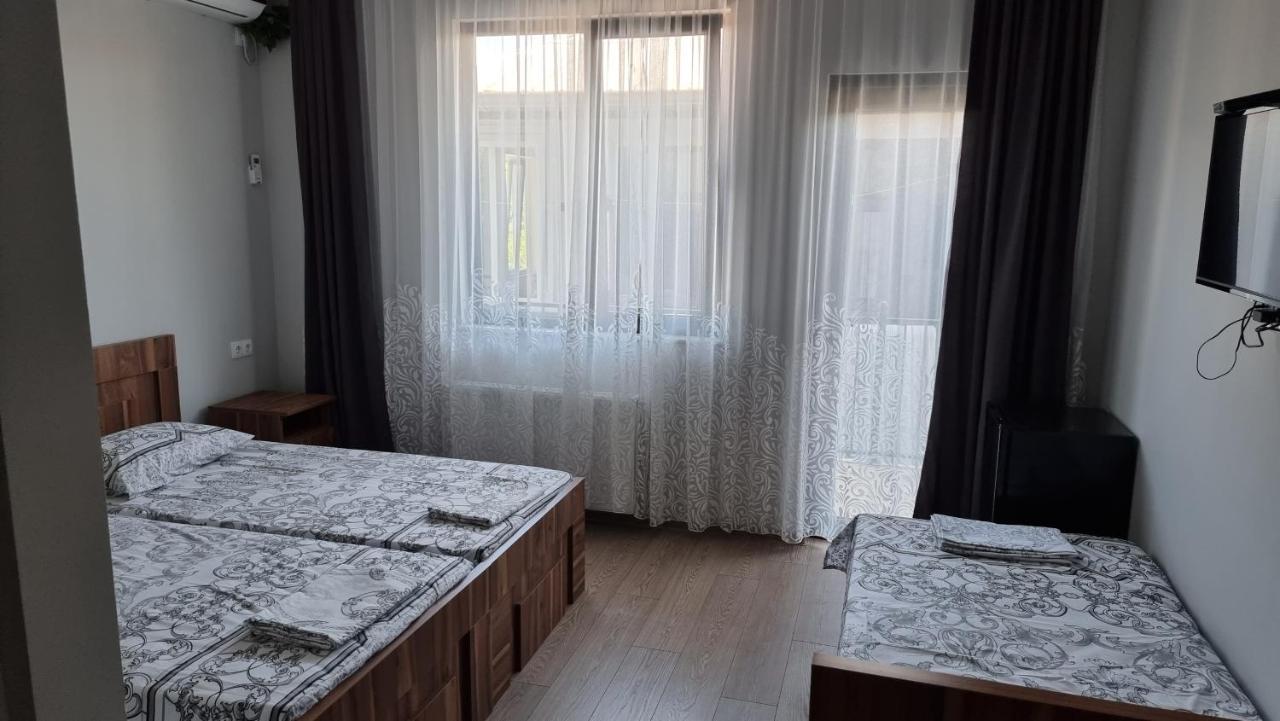French Hotel Kobuleti Dış mekan fotoğraf