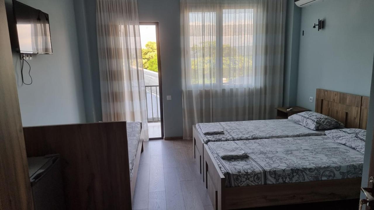 French Hotel Kobuleti Dış mekan fotoğraf